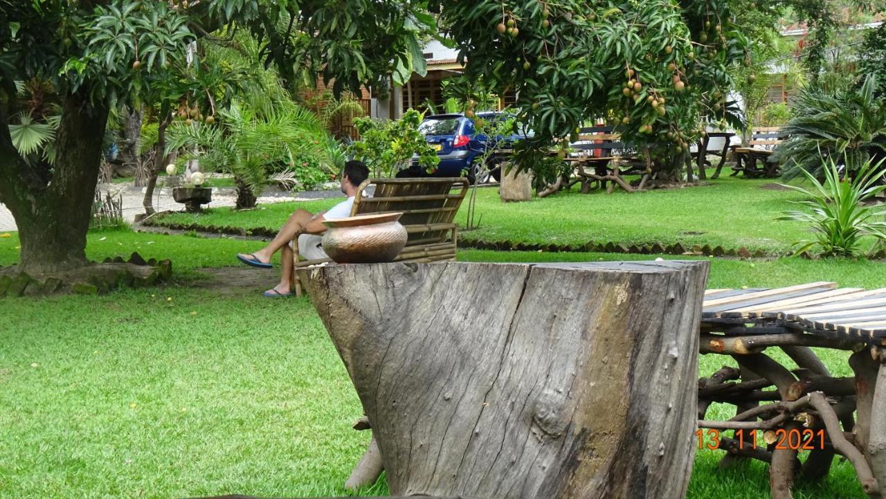 Kivu Beach Garden 吉塞尼 外观 照片