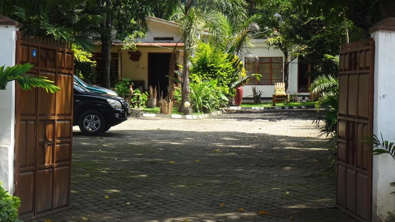 Kivu Beach Garden 吉塞尼 外观 照片