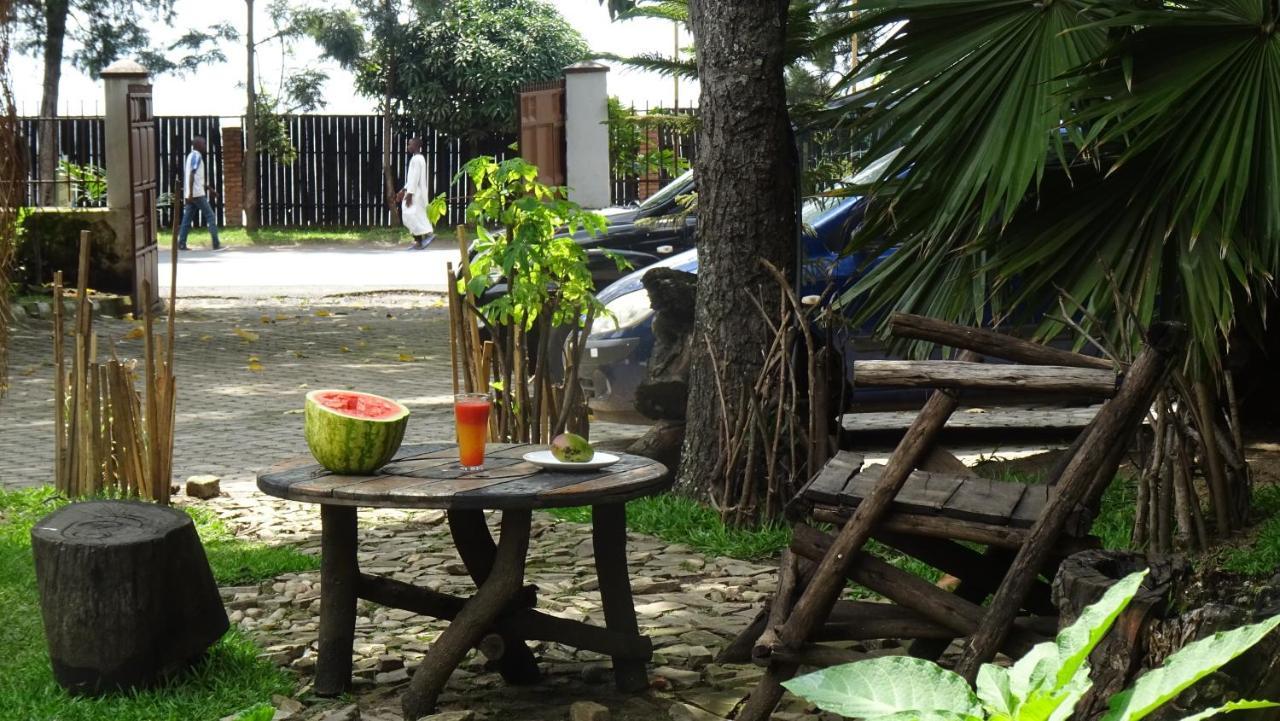 Kivu Beach Garden 吉塞尼 外观 照片